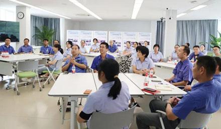 孩子的成長，除了老師，還有……